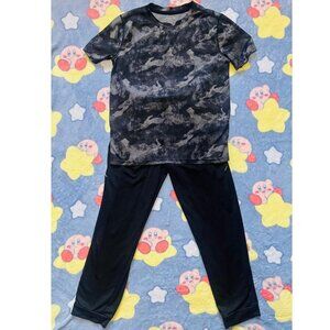 Old Navy active t shirt and athletic pants set boys size L 10/12